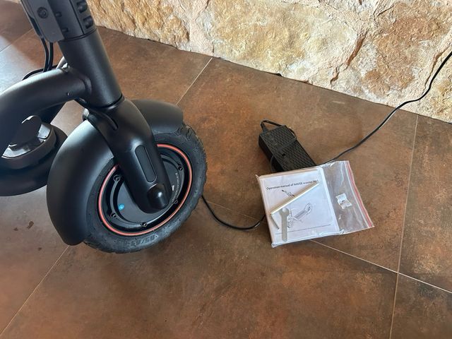 Patinete eléctrico plegable NAVEE N65