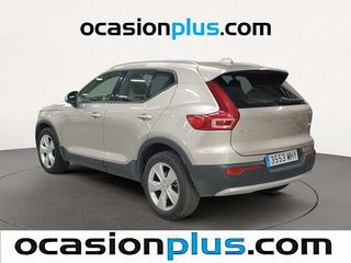 Volvo XC40 B3 G Core Dark Auto 120 kW (163 CV)