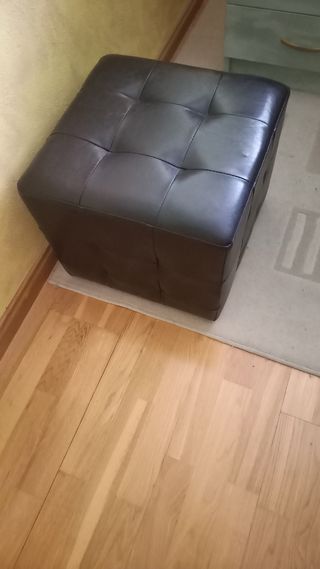 Puff piel sintética marrón chocolate