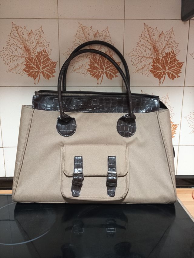 Bolso grande beige de Vichy Laboratoires.