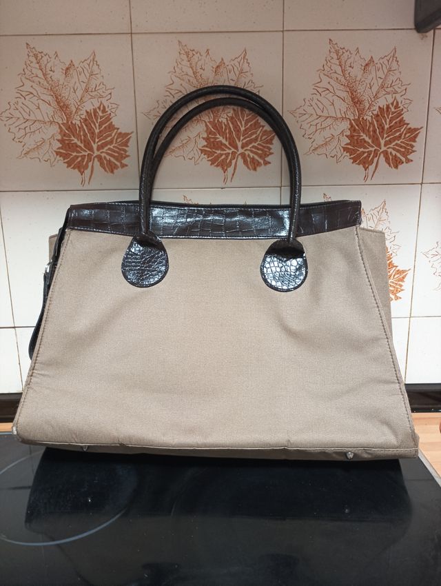 Bolso grande beige de Vichy Laboratoires.