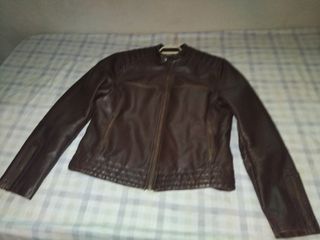 Chaqueta cuero marrón Zara