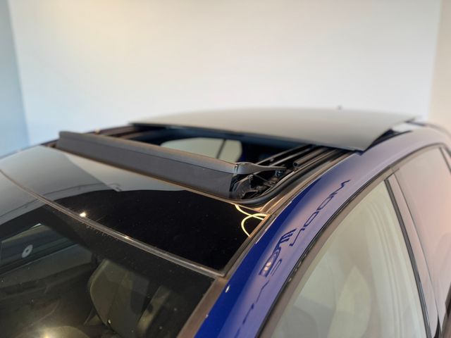 VW Golf R AKRA TECHO PERFORMANCE DRIFT HARMAN H-UP