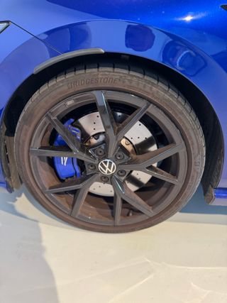 VW Golf R AKRA TECHO PERFORMANCE DRIFT HARMAN H-UP