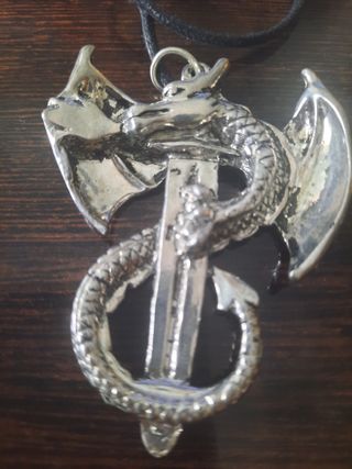 Colgante dragón plata