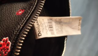 Bolso Desigual negro y rojo