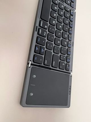 Teclado plegable con touchpad