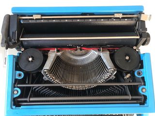 Olivetti Lettera 31: Máquina de escribir
