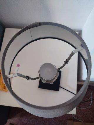 Lampara mesa gris IKEA - Moderna