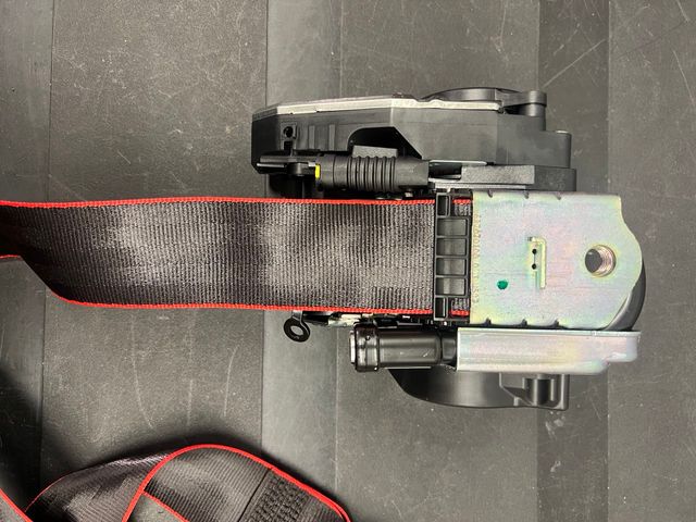 Retractor Cinturón Audi A4 8W6857705K 