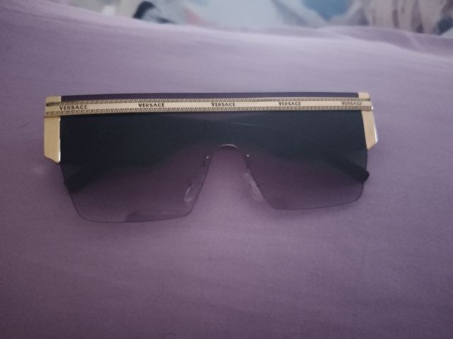Gafas Versace - Negras y Doradas