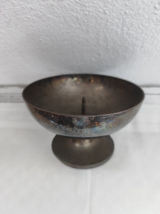 Candelabro metálico pequeño