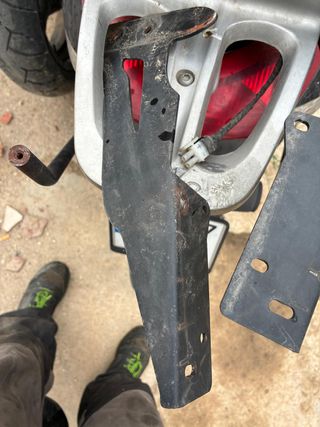 Soporte baúl Kymco Grand Dink 125