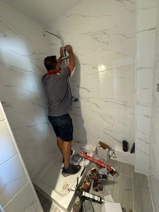 Reformas,Cambio bañeras,Averias..