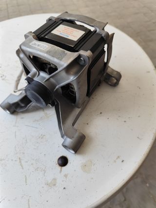 Motor lavadora Aristón hotpoint wmg 823