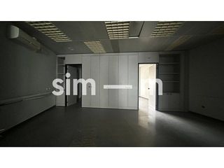 Local comercial en venta en Estadi-Horta Vermella-Santa Anna en Vic