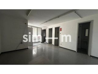 Local comercial en venta en Estadi-Horta Vermella-Santa Anna en Vic