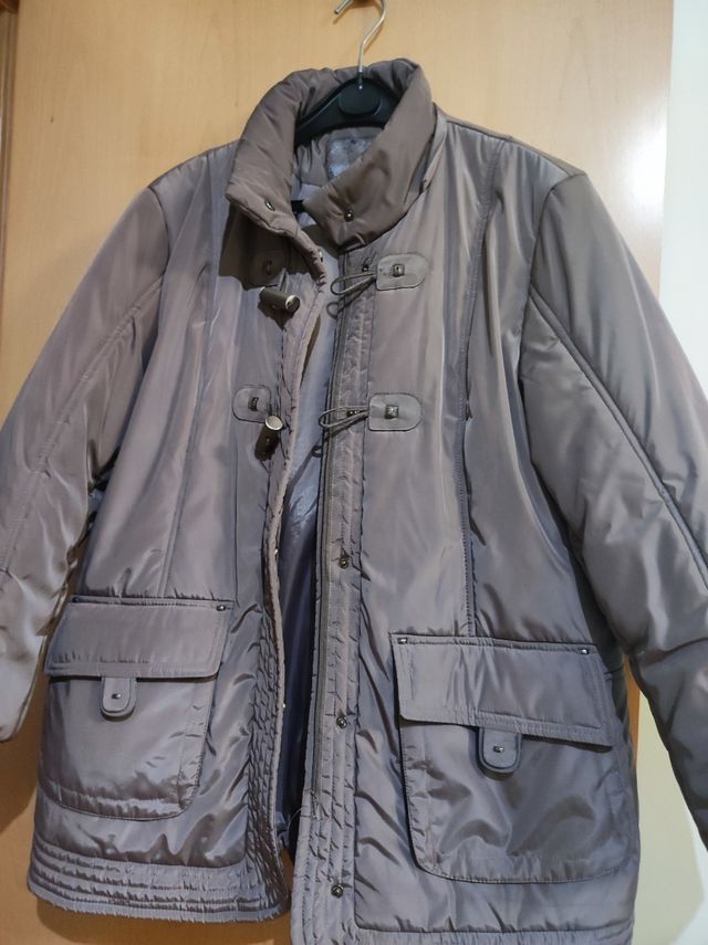 Parka gris mujer