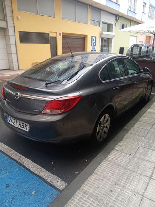Opel Insignia 2011