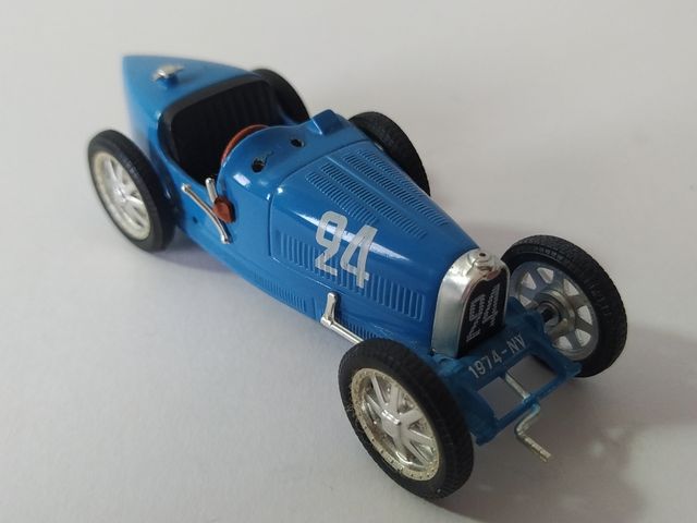 Bugatti Type 35B a escala 1:43 (Altaya)