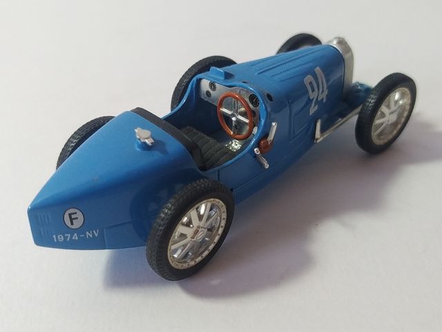 Bugatti Type 35B a escala 1:43 (Altaya)