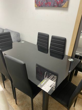 MESA DE COMEDOR DE CRISTAL + 6 SILLAS NEGRO