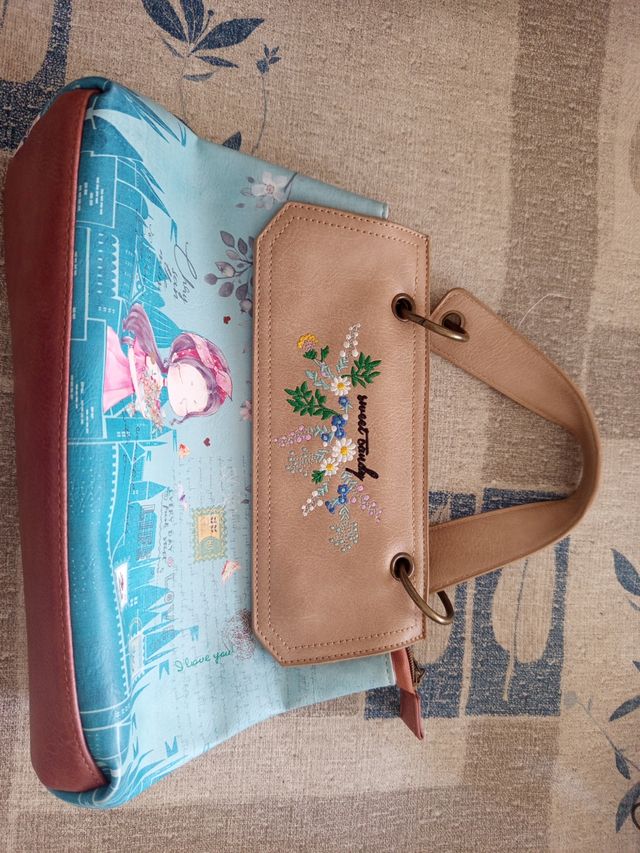 Bolso mediano azul y marrón