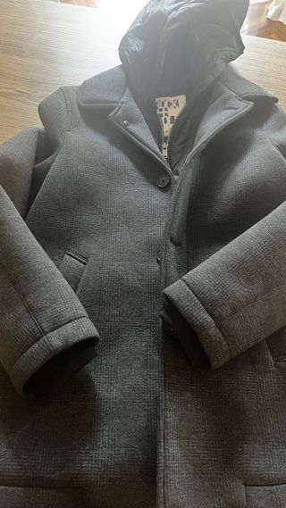 Abrigo IKKS gris con capucha talla 12