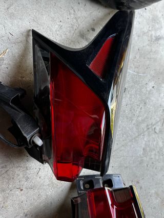 Faros traseros Lexus NX300h- 2 unidades