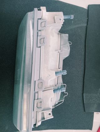 Faros Delanteros Mercedes W201 REF. 127 092 00 RE