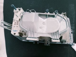 Faro delantero izq.Mercedes W201 27 093-00LI