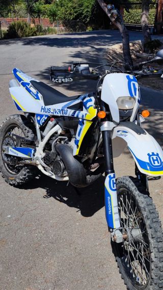 KITS DE ADHESIVOS PERSONALIZADOS