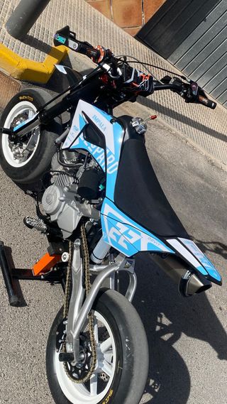 KITS DE ADHESIVOS PERSONALIZADOS