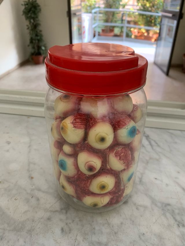 Barattolo occhi finti horror