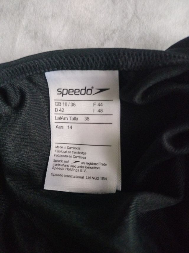 Bañador Speedo negro y blanco
