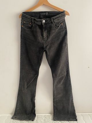 Pantalón Vaquero Stradivarius - talla 38