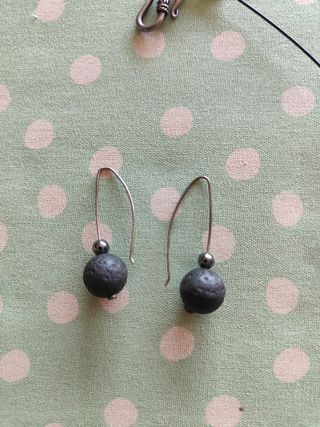 Collar y pendientes lava negra plata