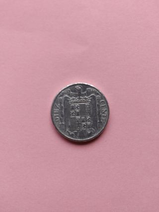 Moneda 10 céntimos España 1941
( PLUS VLTRA *