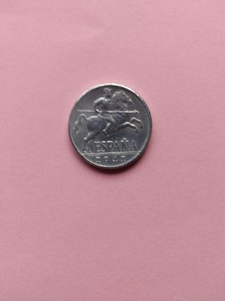 Moneda 10 céntimos España 1941
( PLUS VLTRA *