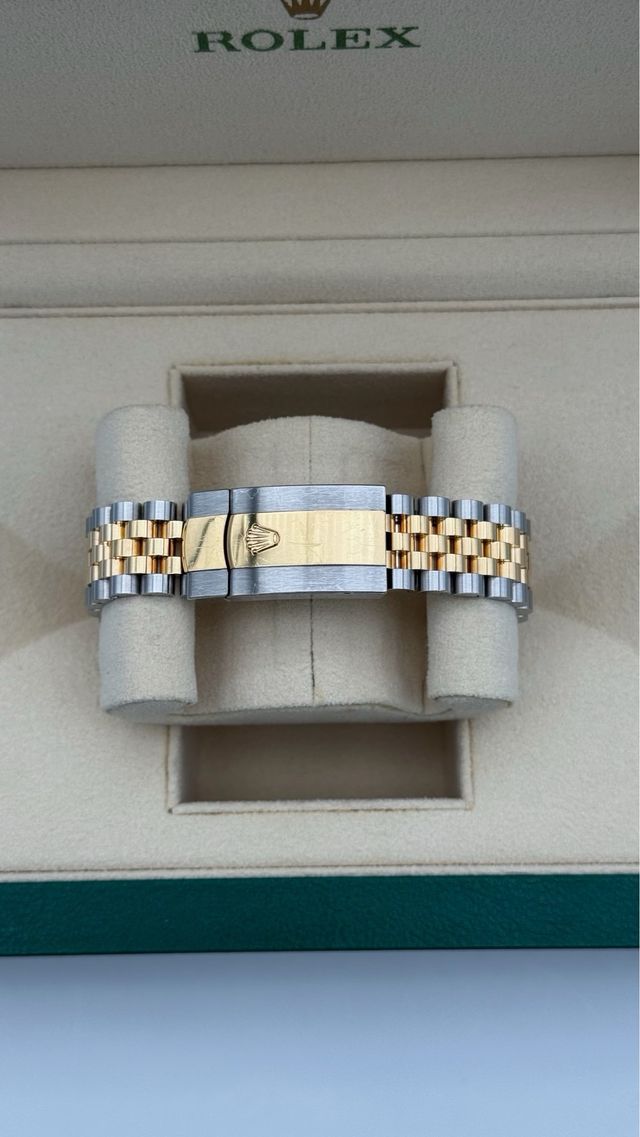 Rolex Datejust 36mm Esf. Palm Diamantes 2023