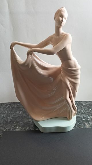 Statua ballerina anni '70