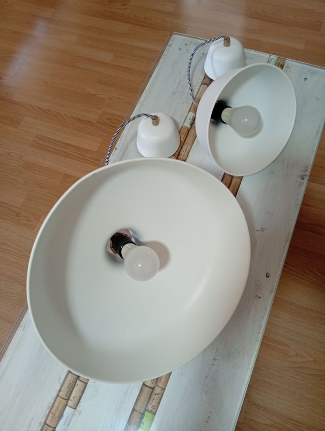 2 Lámparas techo vintage blancas