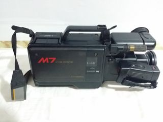 Cámara de Video Panasonic NV-M7EO VHS (Leed Bien)