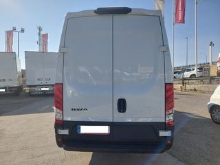 IVECO DAILY 35 S 16 LARGA 2023