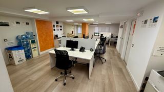 Oficina céntrica 100 m2 con opción a vivienda
