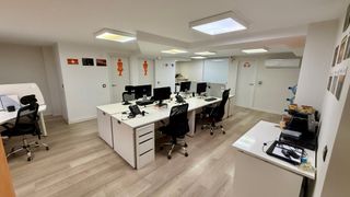 Oficina céntrica 100 m2 con opción a vivienda
