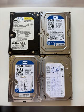 4 Discos Duros 250GB 3,5. WD | Seagate
