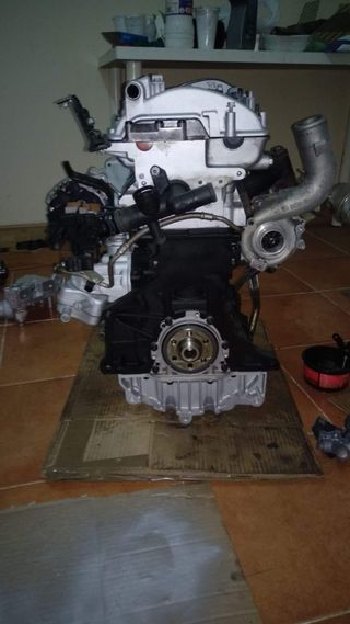 Motor VAG 1800 turbo 180cv más caja 6 velocidades 
