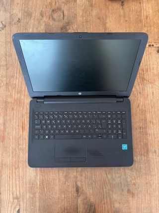 Portátil HP Gris 3165NGW