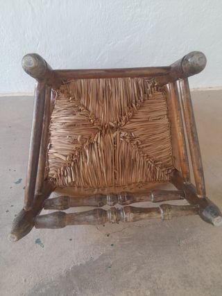 Silla madera antigua